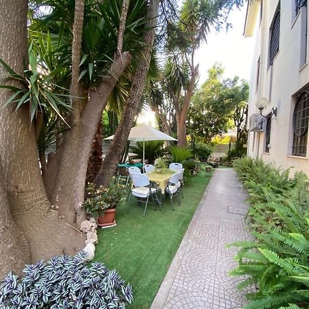 Villa Luigi XVI Taranto Bagian luar foto
