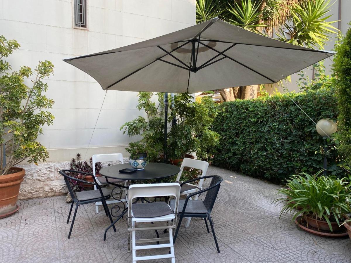Villa Luigi XVI Taranto Bagian luar foto
