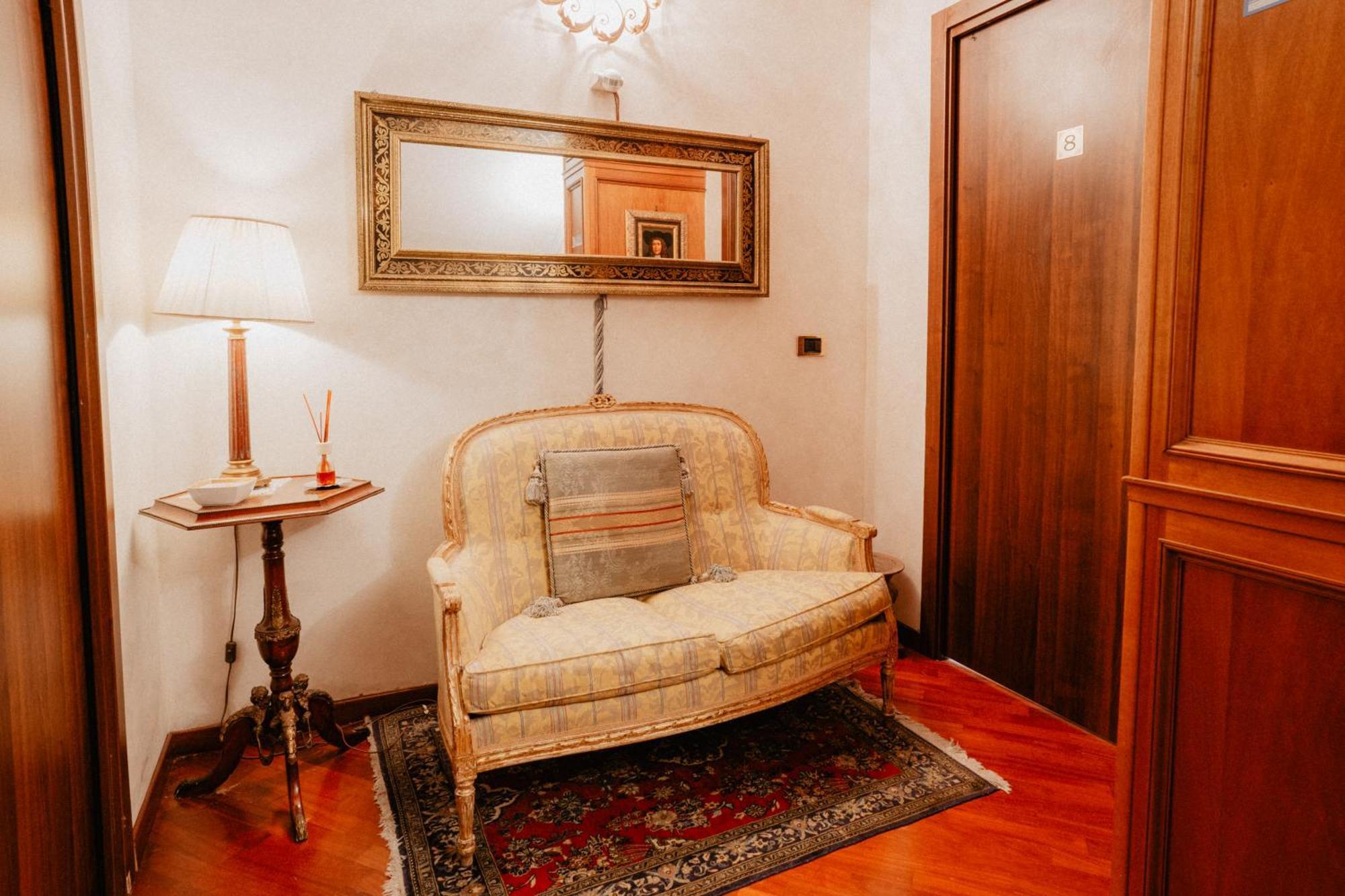 Villa Luigi XVI Taranto Bagian luar foto